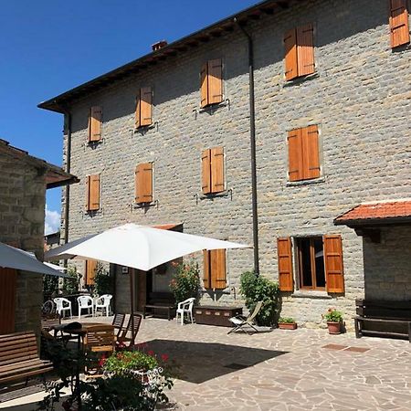 Albergo Ristorante Letizia Киузи дела Верна Екстериор снимка