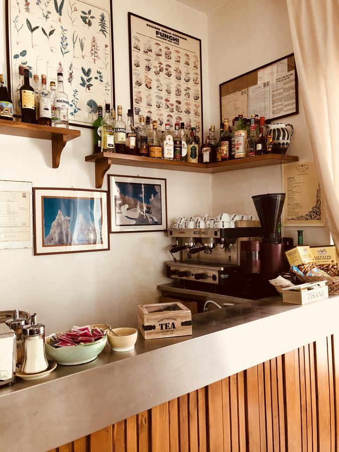 Albergo Ristorante Letizia Киузи дела Верна Екстериор снимка