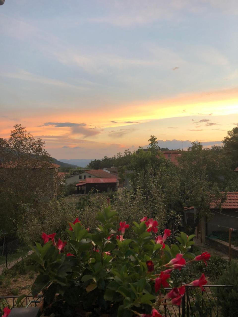 Albergo Ristorante Letizia Киузи дела Верна Екстериор снимка